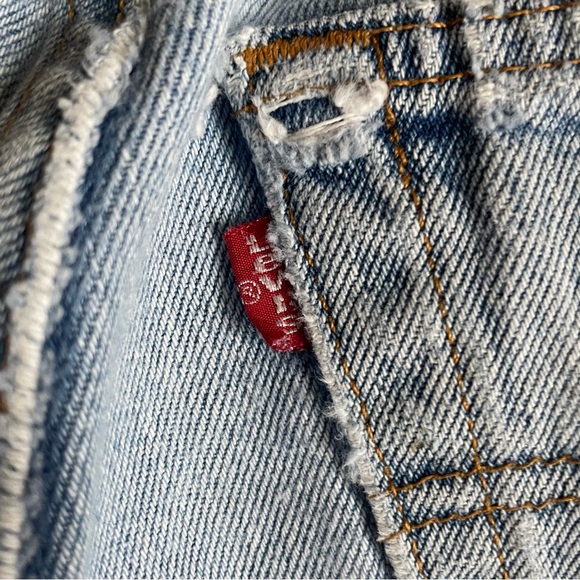 Levi's 501xx Jeans Size 32x36 Distressed Blue Denim Button Fly Light Wash USA - Picture 9 of 16